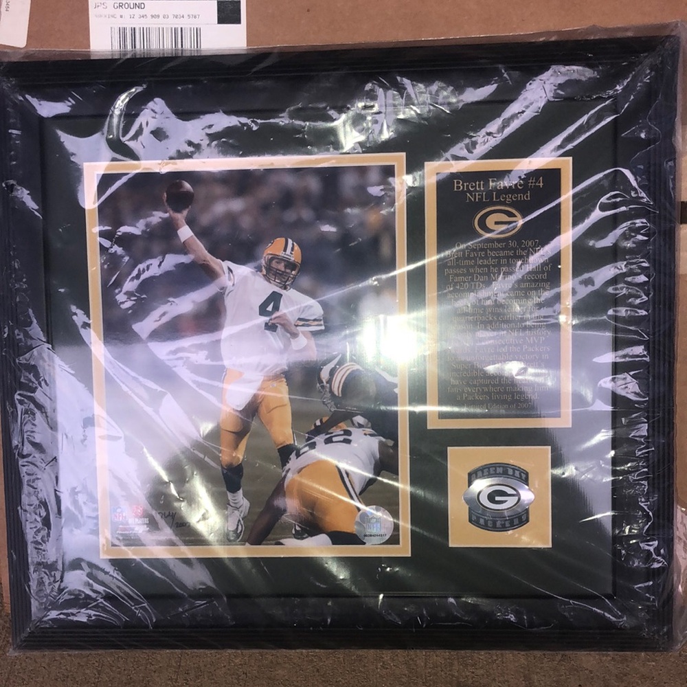 NFL Green Bay Packers Framed/Matted/Limited # Favre Photo/Engraving